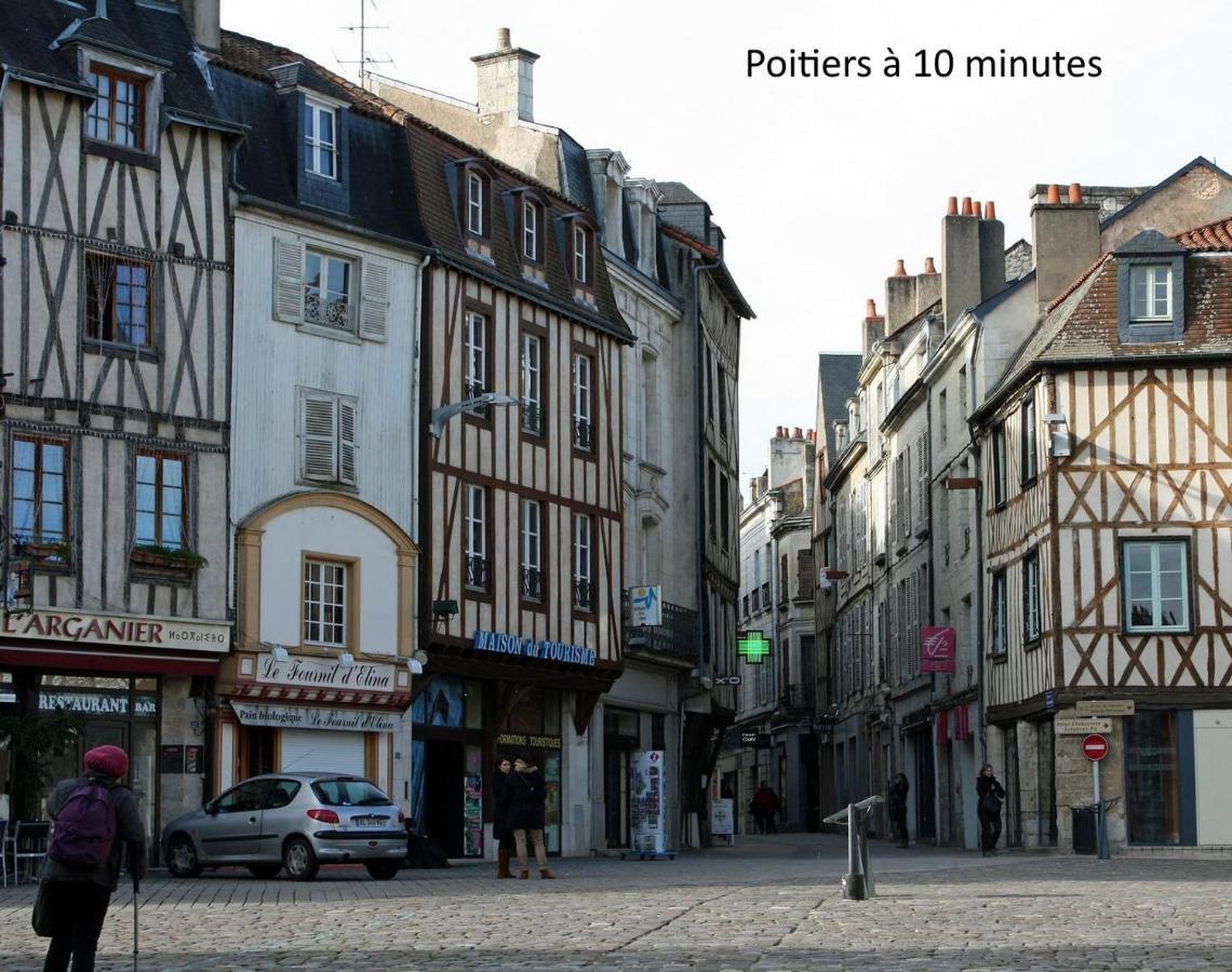 Maison Proche Futuroscope Chasseneuil-du-Poitou Ngoại thất bức ảnh